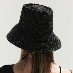 JANESSA LEONÉ Felix straw bucket hat